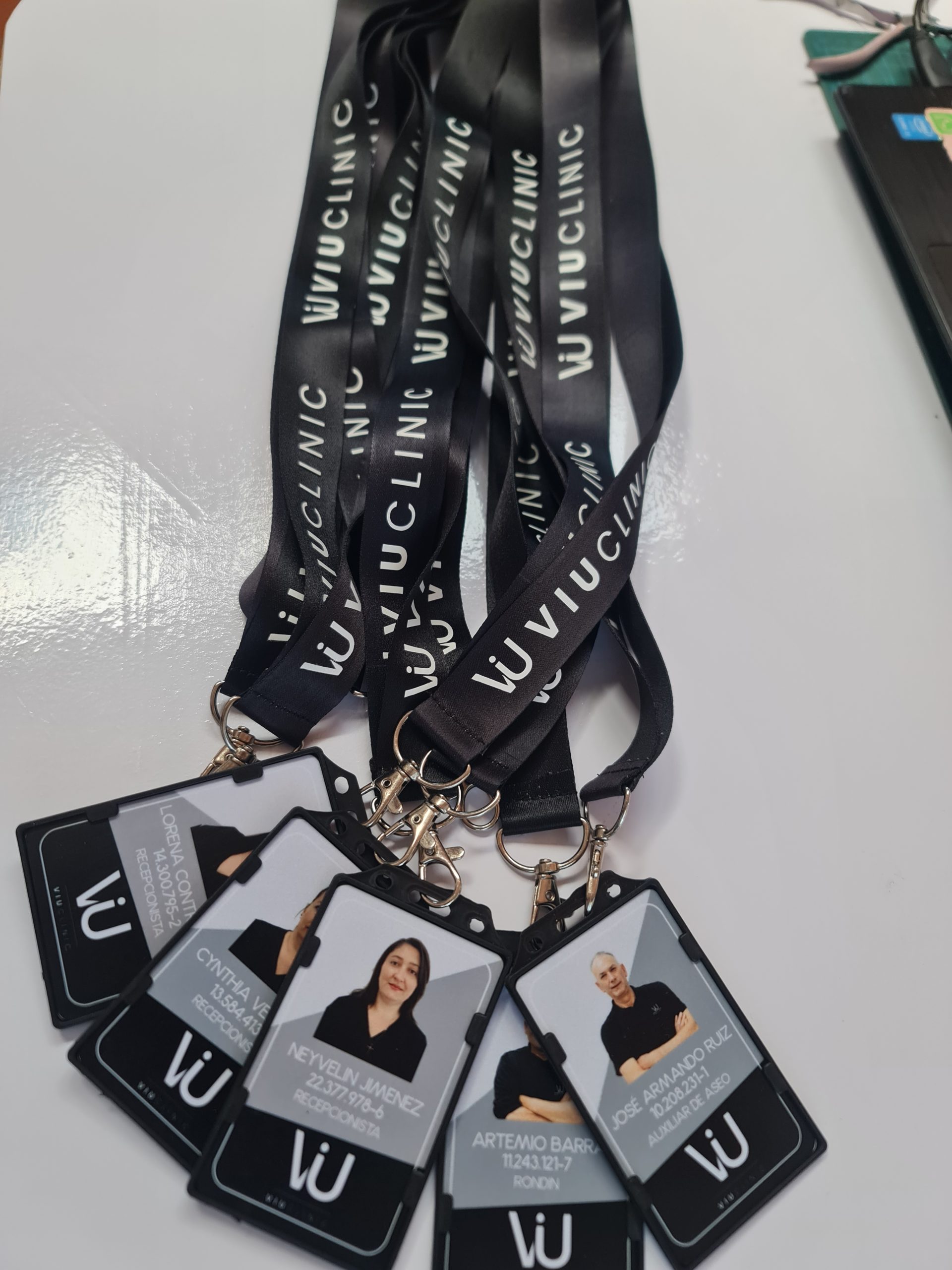 PACK LANYARD CON CREDENCIAL - Imagen 8