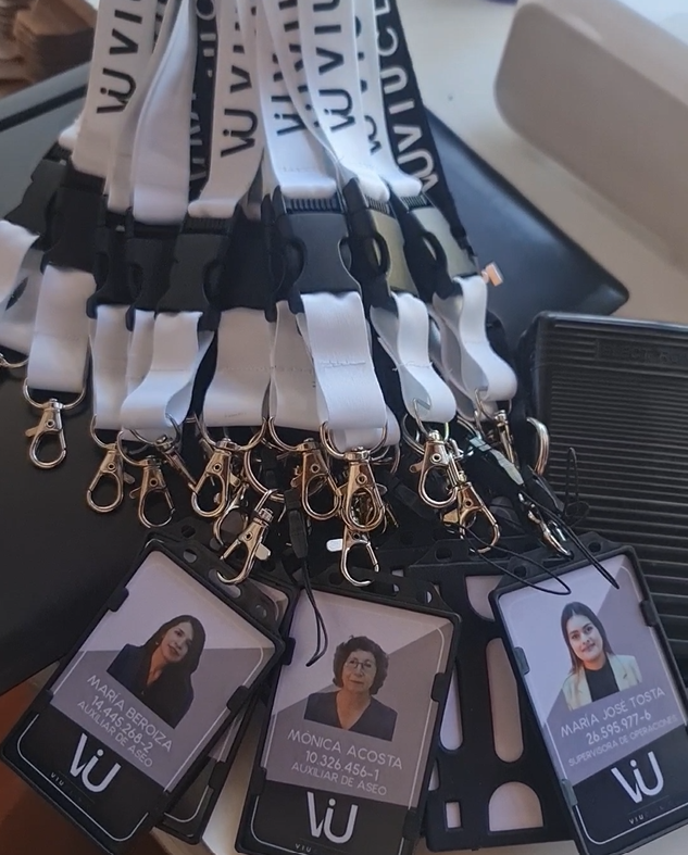 PACK LANYARD CON CREDENCIAL - Imagen 7